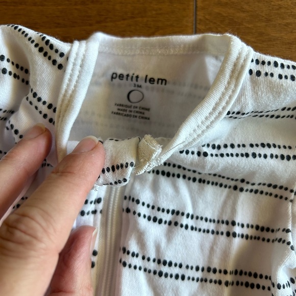 Bundle of 3 month old zip footie onesies - Picture 6 of 8